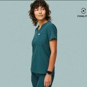 Caribbean Blue Catarina FIGS Scrub Top